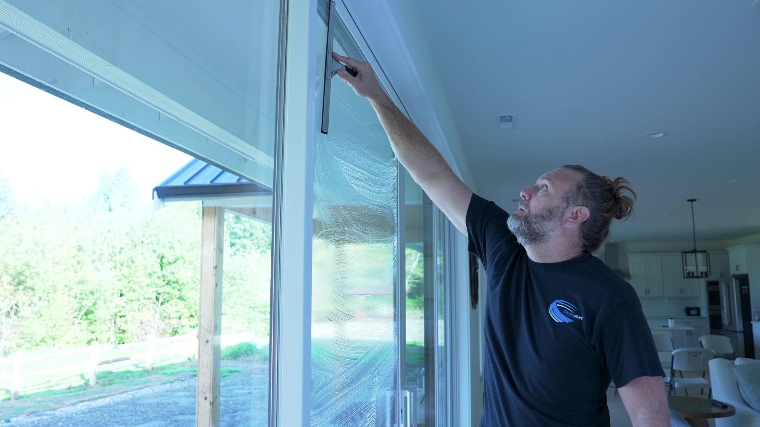 Using Unger Products Window Cleaning Using Unger Products Window Cleaning