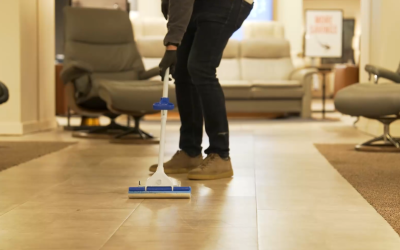 Experience the Power of Mr. Clean Magic Eraser Roller Mop